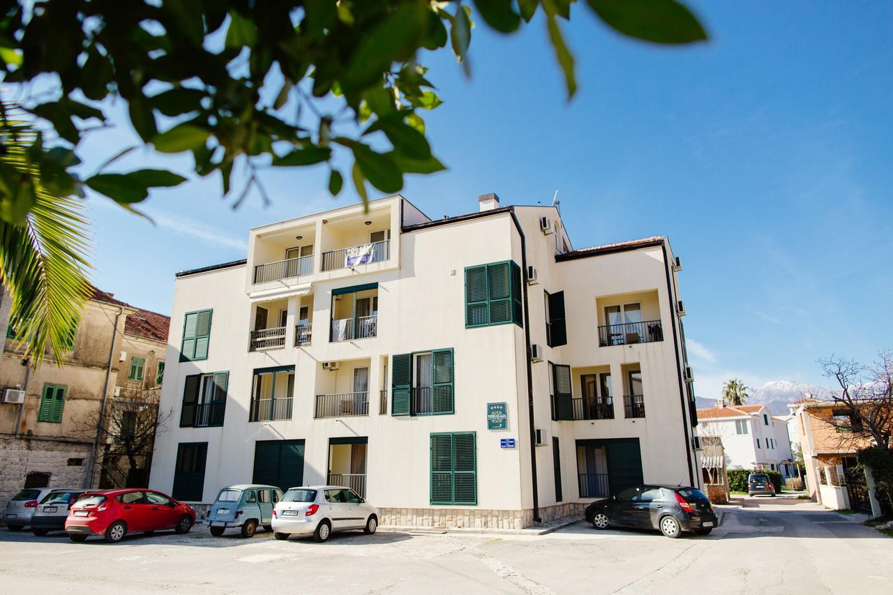 Apartments Nirgilija Tivat Bagian luar foto